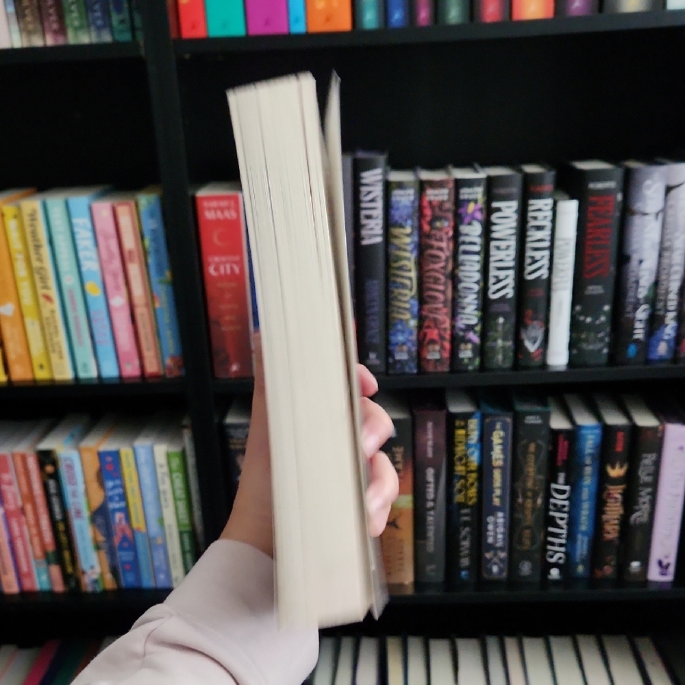 📚3/$20 - Picture 3 of 4